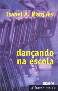 Dan�ando na escola
