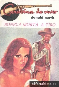 Boneca morta a tiro