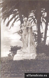 Postal Antigo - Lisboa - Est�tua E�a de Queiroz