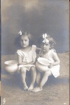 Postal Antigo - Meninas