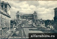 Postal Antigo - Roma - Piazza Venezia e mon. a Vitt. Emanuele II